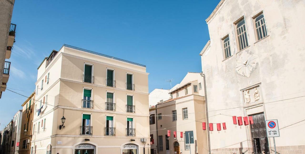 Piazza Ginnasio Affittacamere Alghero Exterior photo